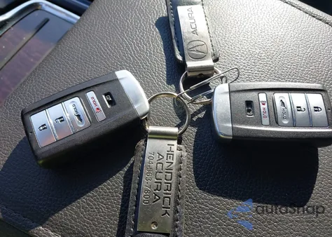 2017 Acura Mdx z USA, uszkodzony, nr VIN 5FRYD3H32HB007762